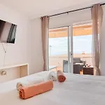 Mirlo Sunset Apartmán *